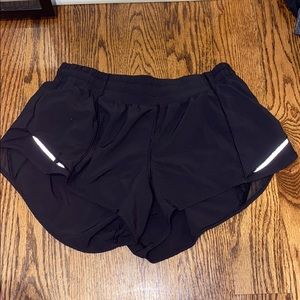 Lululemon Hotty Hot Short